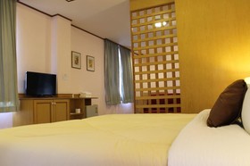 Rattana Park Hotel