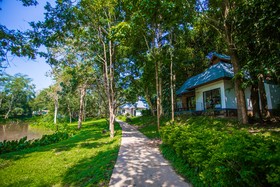 Sappraiwan Elephant Resort & Sanctuary