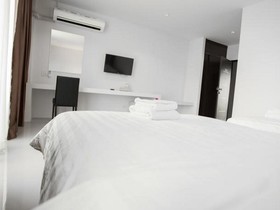 The Viewpoint Hotel