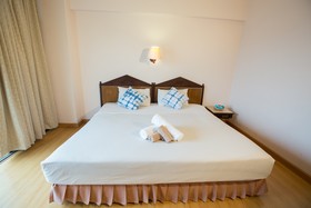 Phrae Nakara Hotel
