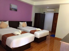Hug Pua Hotel