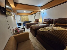 Chiangmai Lanna & Modern Loft Hotel