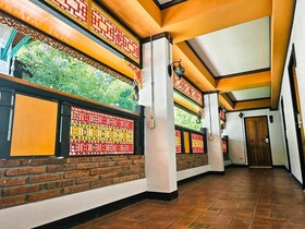 Chiangmai Lanna & Modern Loft Hotel