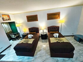 Chiangmai Lanna & Modern Loft Hotel