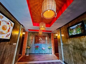 Chiangmai Lanna & Modern Loft Hotel