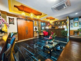 Chiangmai Lanna & Modern Loft Hotel