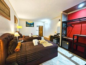 Chiangmai Lanna & Modern Loft Hotel