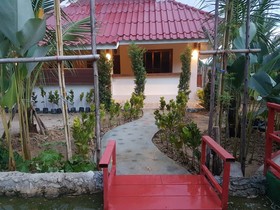 Enchanted Garden Bangalows