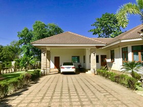 LPC Holiday Villa