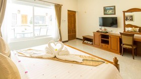 Nok Resort & Hotel