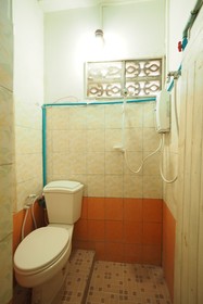 Chinawat Hotel