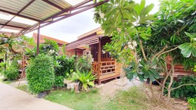 Happy Guesthouse Bungalow