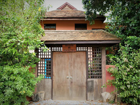 Maison De Sukhothai