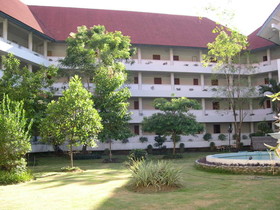 Pailyn Sukhothai Hotel