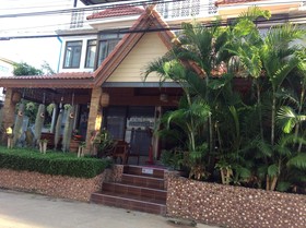 TR Guesthouse