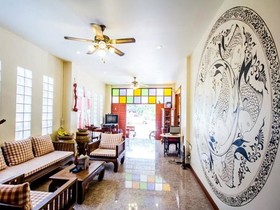Wake Up at Muang Kao Boutique Hotel