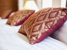 Wake Up at Muang Kao Boutique Hotel