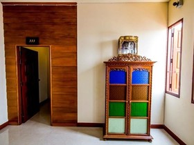 Wake Up at Muang Kao Boutique Hotel