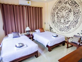 Wake Up at Muang Kao Boutique Hotel