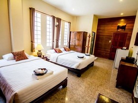 Wake Up at Muang Kao Boutique Hotel