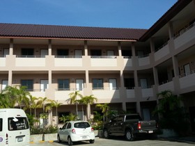 Domethong Residence