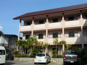 Domethong Residence