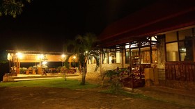 Khunmai Baansuan Resort