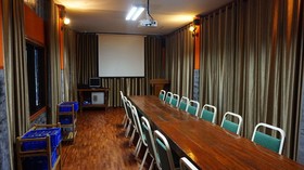 Khunmai Baansuan Resort