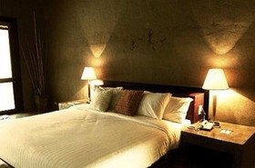 Avatar Miracles Hotel