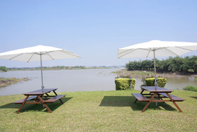Uthai River Lake Resort