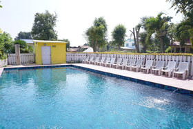 Uthai River Lake Resort