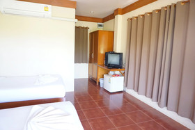 Uthai River Lake Resort