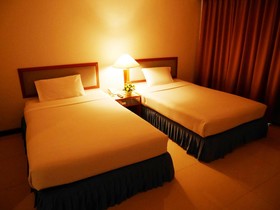 Friday Hotel