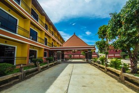 Maladee Hotel