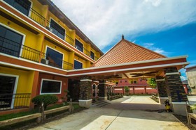 Maladee Hotel