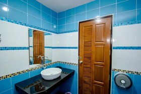 Maladee Hotel