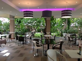 Chiangkhong Teak Garden Riverfront Hotel