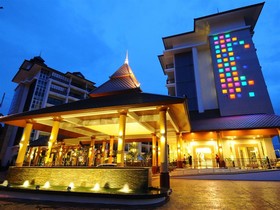 Crystal Palace Pattaya
