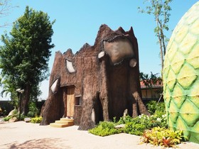Fruit House