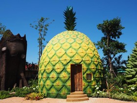 Fruit House