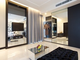 Long Beach Luxury Villas