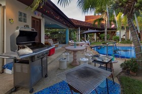 Luxury Holiday Villa Paradise