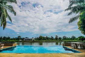 Pattaya YueHu Phoenix Deluxe Villa