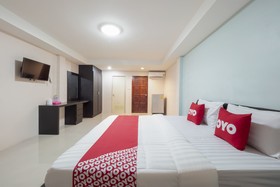Phensri Apartment by OYO Rooms