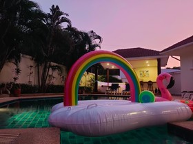 Rjay Villa