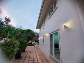 Rjay Villa