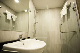 B2 Amata Nakorn Premier Hotel
