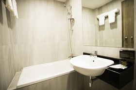 B2 Amata Nakorn Premier Hotel