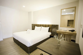 B2 Amata Nakorn Premier Hotel