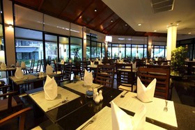 Bangsaen Heritage Hotel